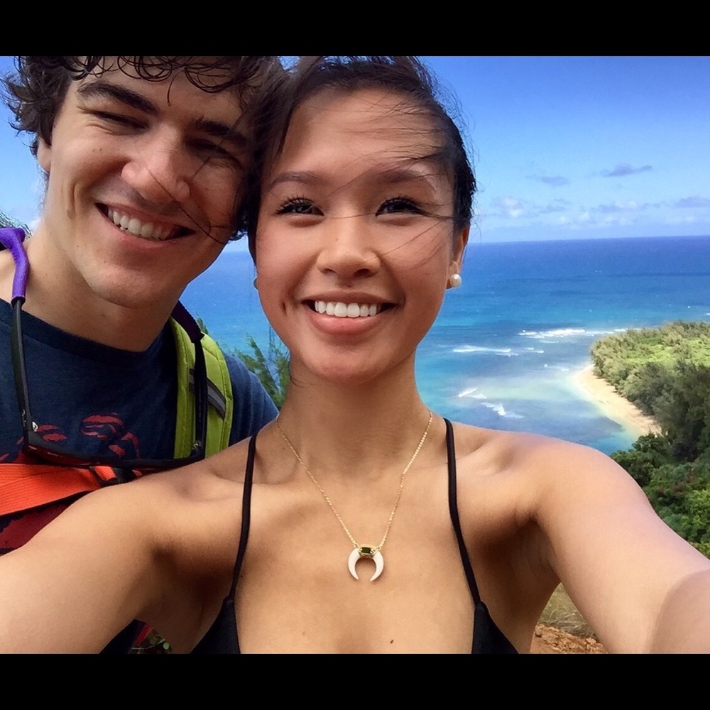 Meet your Posher, Alivia